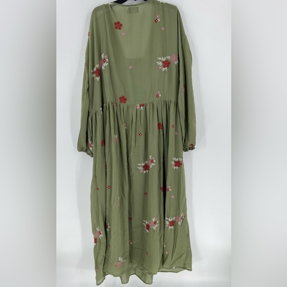 ASOS DESIGN Khaki Curve Soft All Over Embroidered Maxi Dress Size 22 - Picture 4 of 13